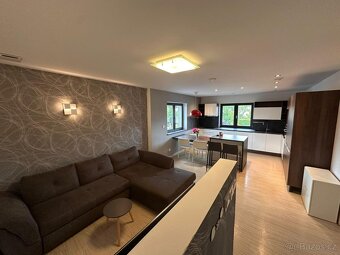 Podnájem bytu, 4+kk, 90 m2, Věry Junkové, Pardubice - 2