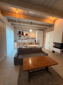 Pronájem bytu 2+kk 85m2 ulice Slovenská, Znojmo 18 000 Kč - 2