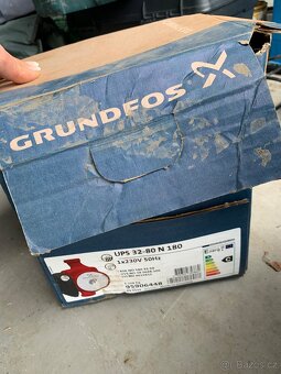 Oběhové čerpadlo Grundfos UPS 32-80 N 180 - 2