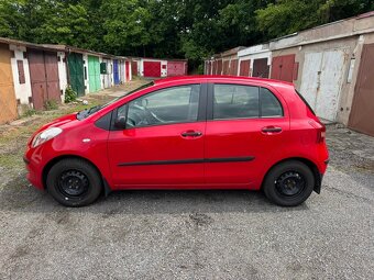 Yaris 1,0 VVt-i 51KW, ČR - 2