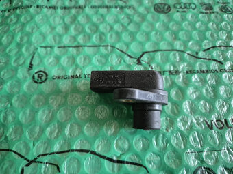 snímač otáček klikové hřídele Škoda Fabia - 2