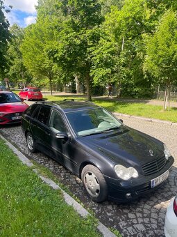 Mercedes Benz C - 2