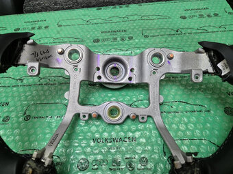 kožený věnec volantu černý Hyundai i30 2012-2016 56111A6200R - 2