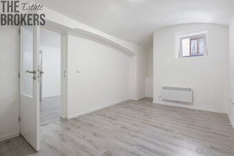 prodej komerčního prostoru 146 m2, Slezská 58, Praha - Vinoh - 2
