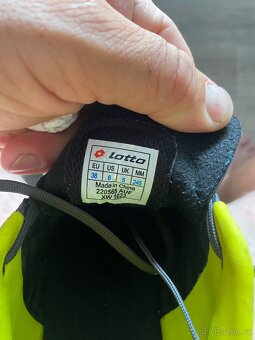 Kopačky Lotto 38 - 2