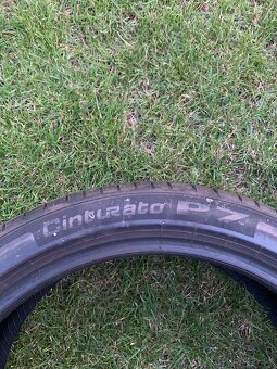 235/40r19 96w - 2