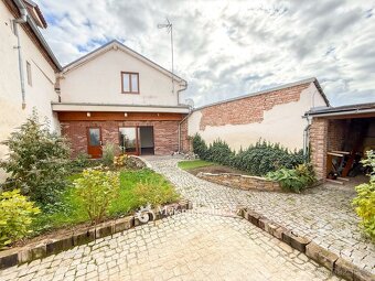 Prodej bytu 4+kk, 95 m², se zahradou 101m² a terasou, histor - 2