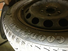 zimni Goodyear 205/55/16 - 2