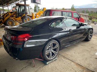 Bmw M6 f12 S63B44B 412kw náhradní díly najeto 17tis - 2