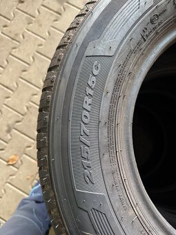 Letní pneu 215/70 R15C - 2