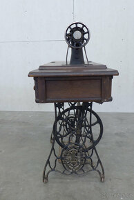 šicí stroj Singer - 2