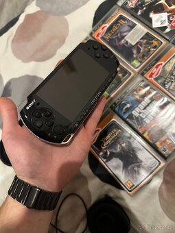 PSP 3004 + Příslušenství - 2
