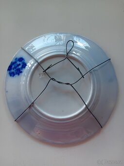 Modrobílý talíř k zavěšení - 2