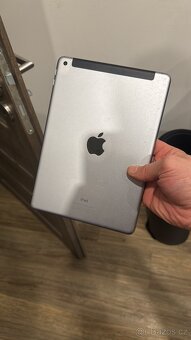 iPad 5 gen - 2