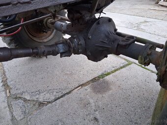Přední náprava UAZ + kardan + převodovky - 2