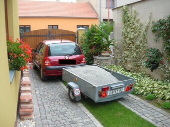 Nákladní vozík za auto - 2