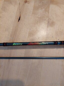 Přívlačový prut Berkley Lighning - 2