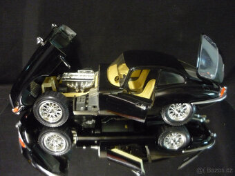 Jaguar E Type Coupe černý Bburago 1/18 - 2