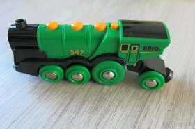 Brio - lokomotiva, přívěs - 2