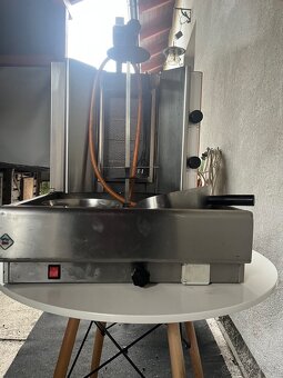 Plynový gril na gyros - 2