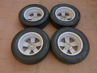 Celoroční alu sada originál Kia 5x114,3 6,5Jx16 ET36 / TPMS - 2