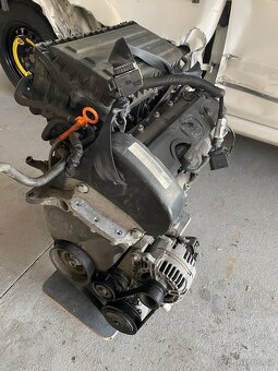 Kompletní nastrojený motor 1,4 16v 63kw CGGB - 2