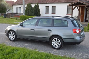 Volkswagen Passat kombi 1.6MPi - 75kw ,naprosto bez koroze - 2