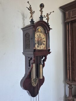 Zánské / Fríské Hodiny s fází měsíce - kořenice - funkční - 2