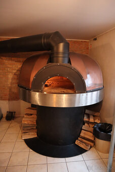 Pizza Pec na dřevo - 2