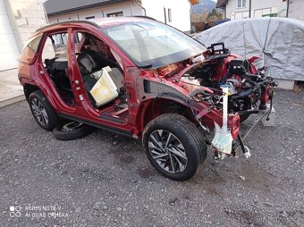 Karoséria Hyundai tucson NX4 volant v pravo - 2