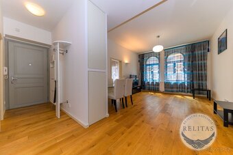 Zrekonstruovaný, zařízený byt 2+kk, 48 m², Praha 3 - Žižkov, - 2