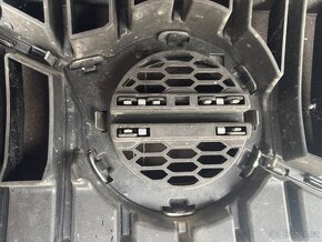 Maska Volvo V40 - 2