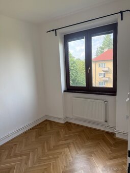 Pronájem bytu 3+1 Pečky - 2