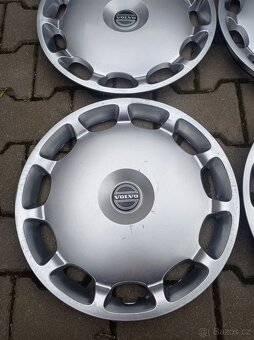 Originální poklice Volvo 16' - 2