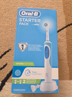 Zubní elektrický kartáček Oral-B Vitality Cross action - 2