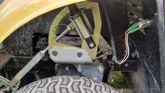 Zahradní traktor (sekačka) s motorem 17.5hp - 2