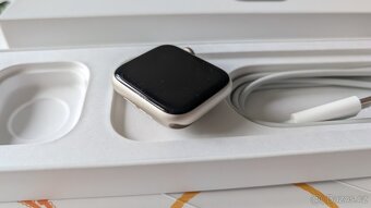 Apple watch SE 2.generace 2022 40mm - 2