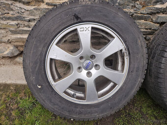 Volvo XC70 alu kola 17" - 2