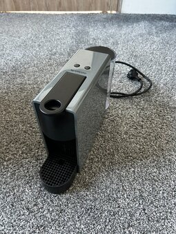 Kapslový kávovar Nespresso Essenza Mini + Nerezová kapsle - 2