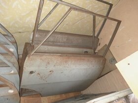 Nové nepoužité dveře Wartburg 353 a další plechařina - 2