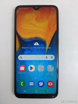 Samsung Galaxy A20e 3/32gb blue - 2