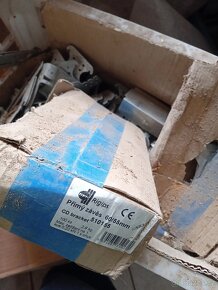 SDK spojky, závěsy, dráty - 2