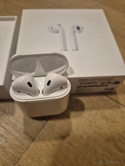 Apple airpods 2 generace - 2