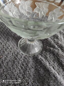 Skleněná mísa - 2
