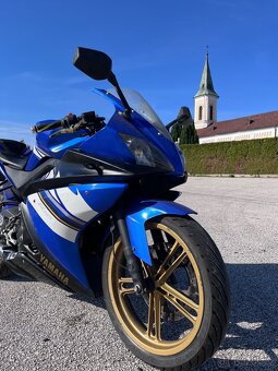 Yamaha YZF 125r - 2