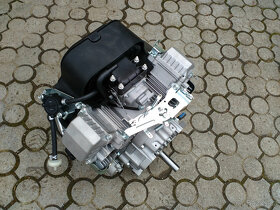 Nový silný dvouválcový motor Loncin 708 ccm 22 HP - 2