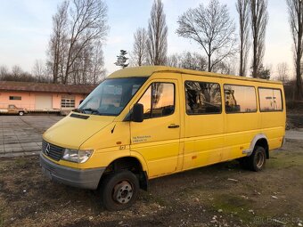 Mercedes Benz 412D 4x4  celek na Dily rok 99 - 2