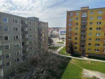 Prodej bytu 2+1 DV. Ustadionu Jirkov - 2