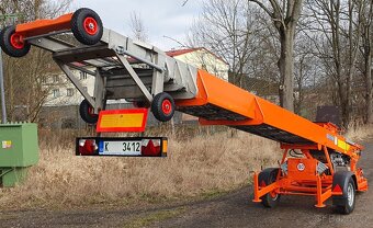 Stavební výtah BÖCKER 31m + kloub 6m - motor HONDA - CZ SPZ - 2