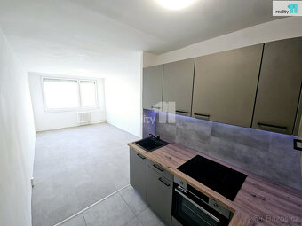 Pronájem bytu 2+kk, 43 m2, Květnového vítězství, Praha - 2
